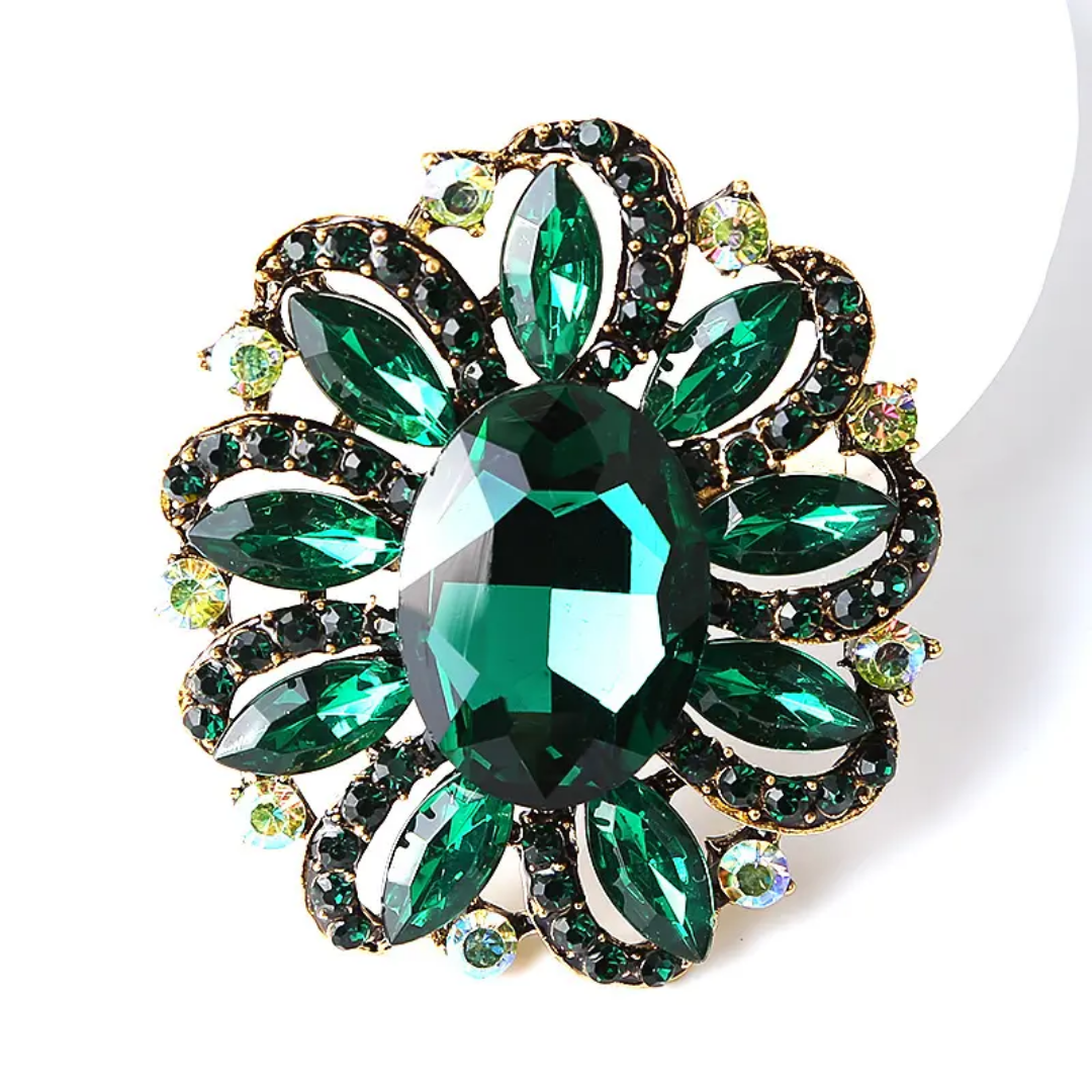 Women retro plated brooches