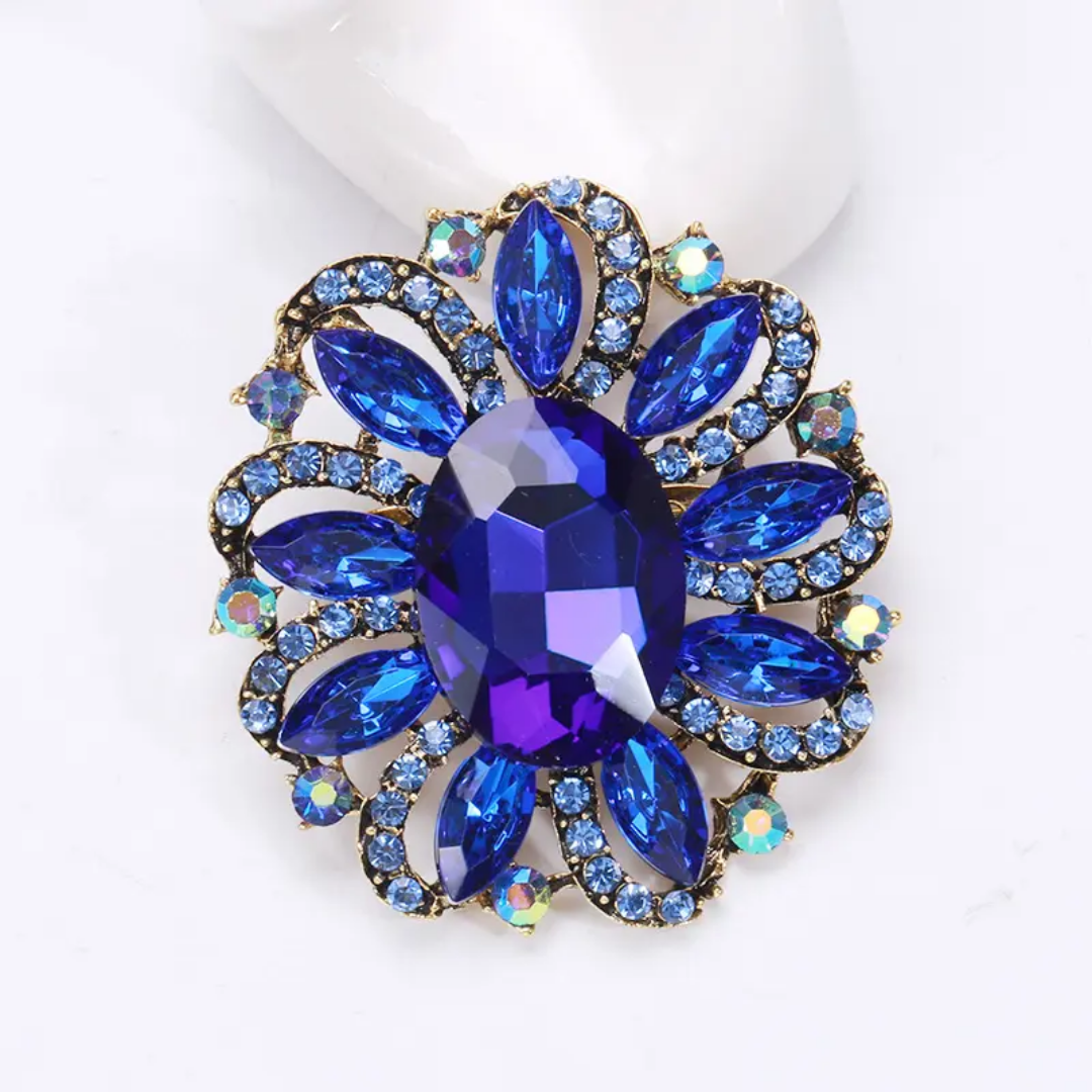 Women retro plated brooches